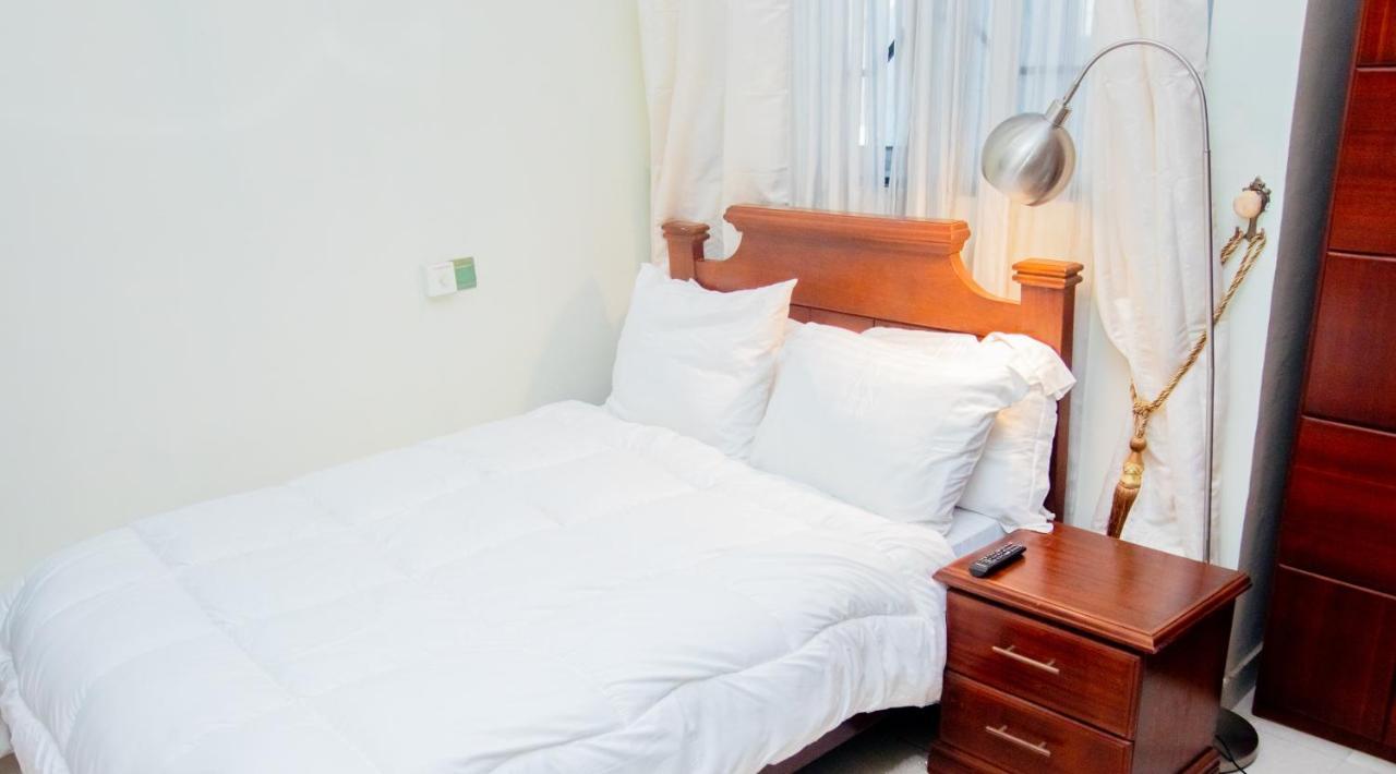 Aduk Guest House Airport City Akra Zewnętrze zdjęcie