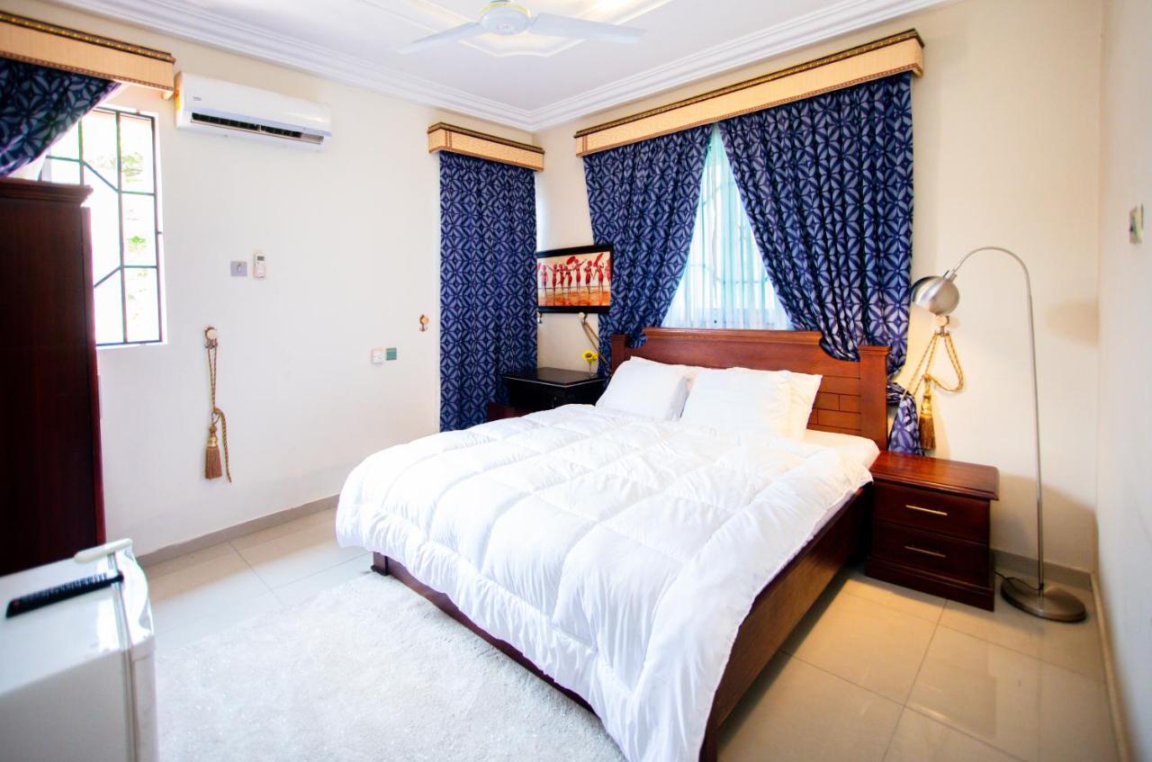 Aduk Guest House Airport City Akra Zewnętrze zdjęcie